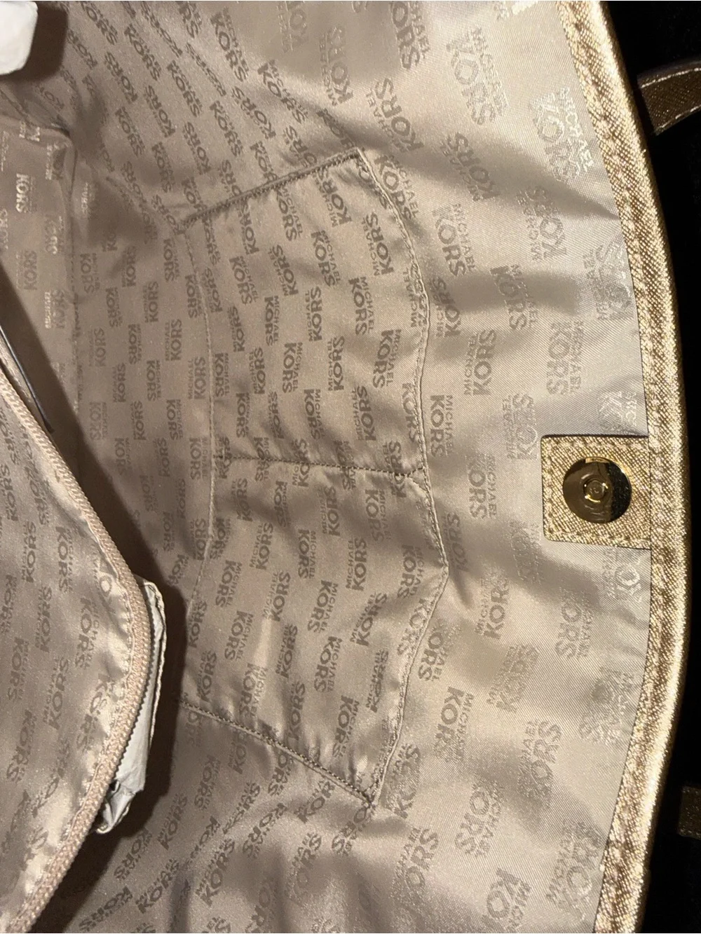 Michael Kors Tote Bag in Gold